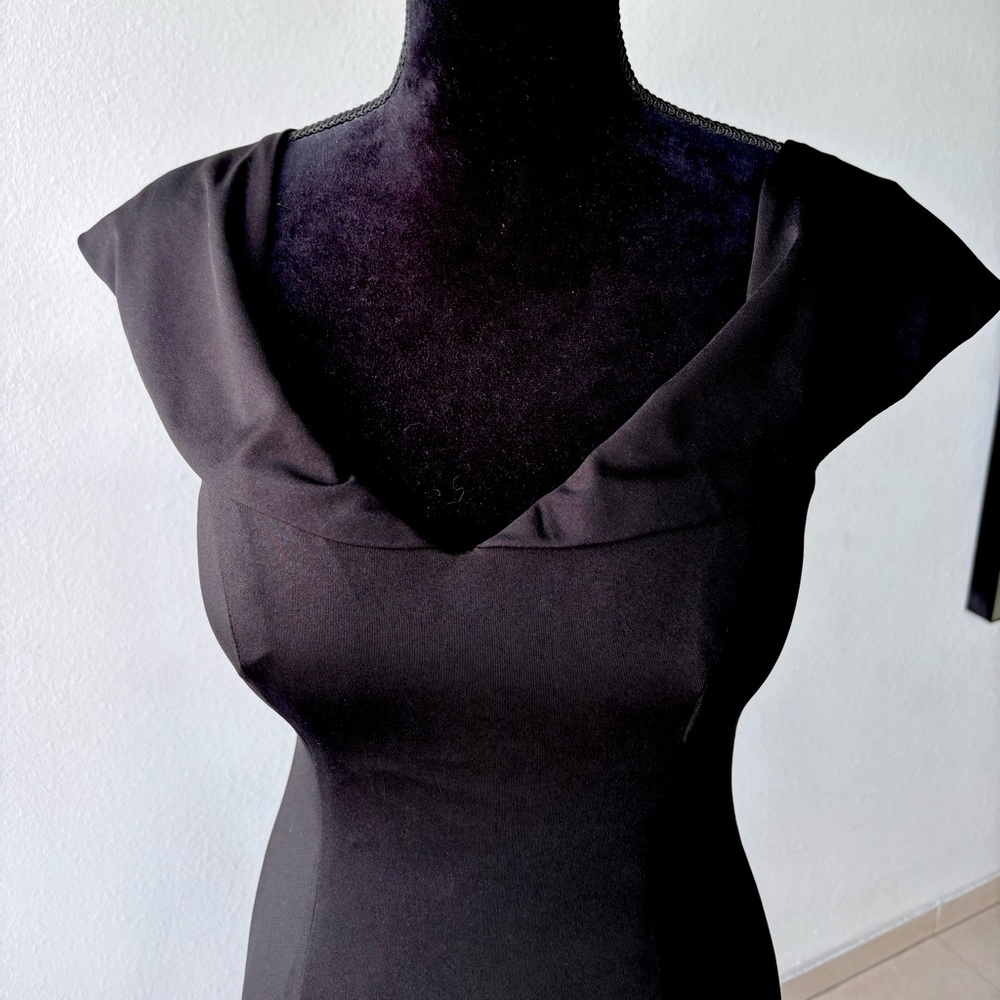 Evening Gown-New with tags,size 8, Black
